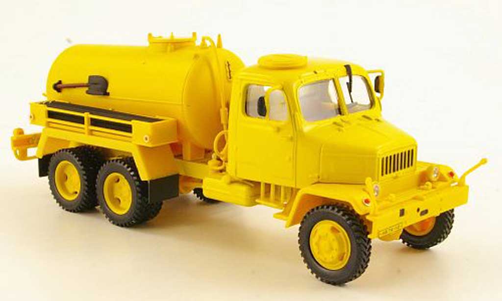Praga V3S 1/43 Abrex Tank yellow diecast model cars