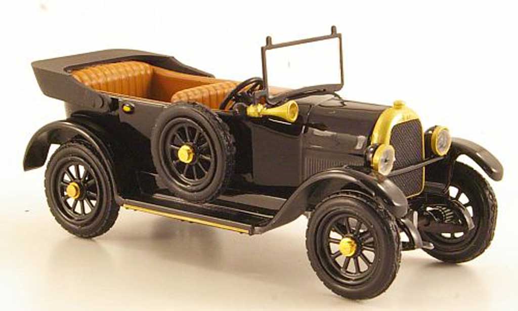 Fiat 501 1/43 Rio black avec Figur 1925 diecast model cars