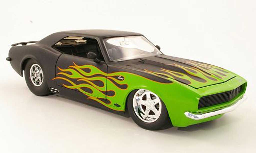 Chevrolet Camaro Z28 1/18 Jada Toys Z28 black mit verde flammes 1968 diecast model cars