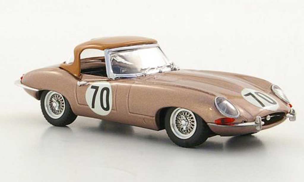 Jaguar E-Type 1961 1/43 Best 1961 Hardtop No.70 T.Fleming Nassau diecast model cars