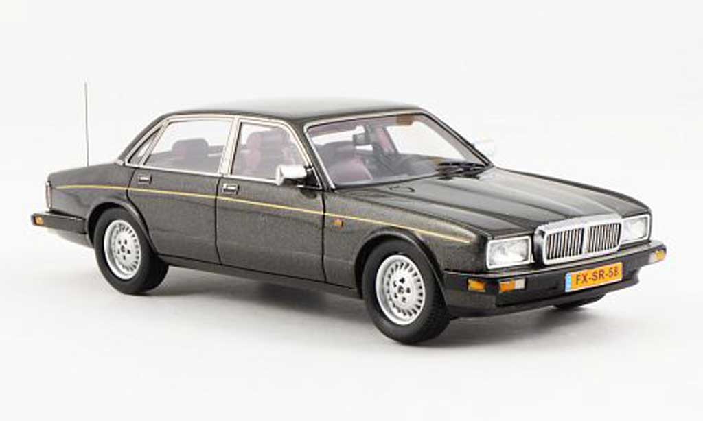 Daimler XJ40 1/43 Neo Sovereign grey 1990 diecast model cars
