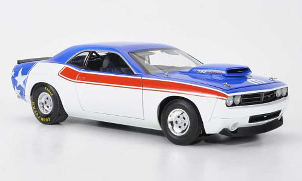 Dodge Challenger 2008 1/18 Fairfield Mint 2008 Super Stock Concept red/white/blue diecast model cars