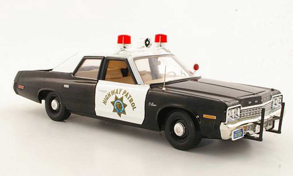 Dodge Monaco 1974 1/18 Ertl 1974 California Highway Patrol Police (US) diecast model cars