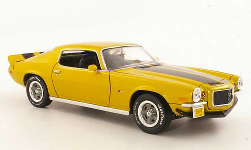 Chevrolet Camaro Z28 1/18 Ertl Z28 yellow/black 1971 diecast model cars