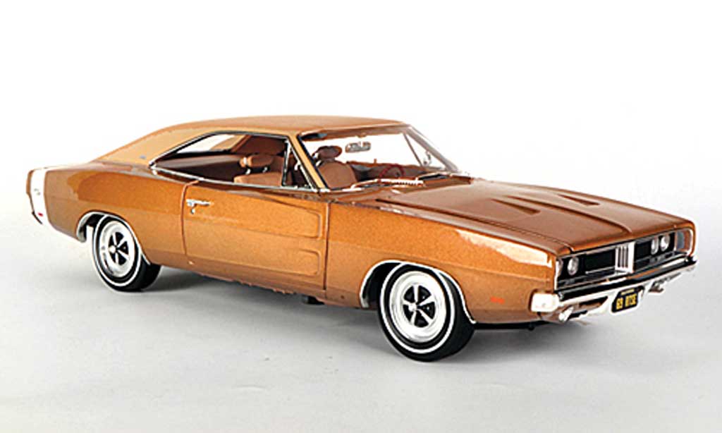 Dodge Charger 1968 1/18 Ertl 1968 R/T SE bronze/mattbeige diecast model cars