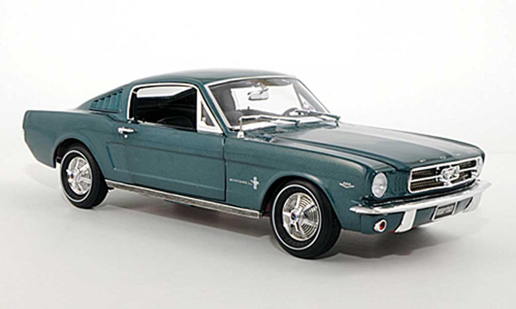 Ford Mustang 1965 1/18 Ertl 1965 2+2 Fastback blue diecast model cars