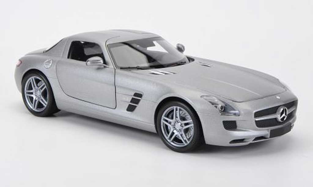 Mercedes SLS 1/18 Minichamps coupe AMG grey 2010 diecast model cars