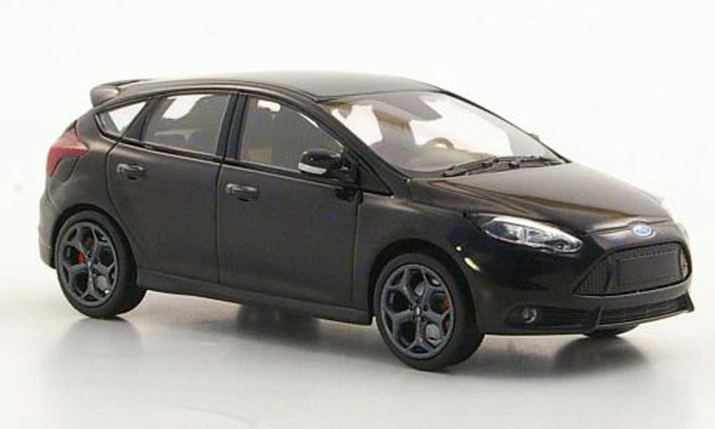 Ford Focus ST 1/43 Minichamps ST black 2011 diecast model cars