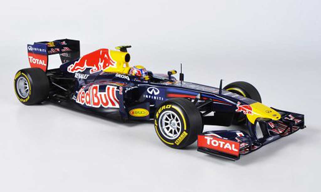 Renault F1 1/18 Minichamps Red Bull Racing No.2 M.Webber Showcar 2012 diecast model cars