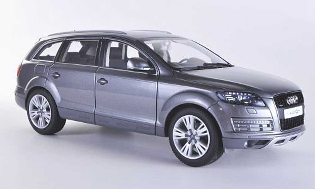 Audi Q7 1/18 Kyosho grey 2009 diecast model cars