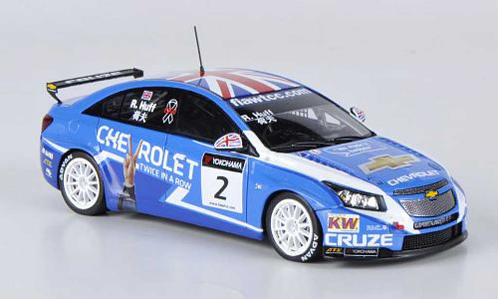 Chevrolet Cruze 2011 1/43 Spark 2011 1.6T No.2 RHuff WTCC GP Macau diecast model cars