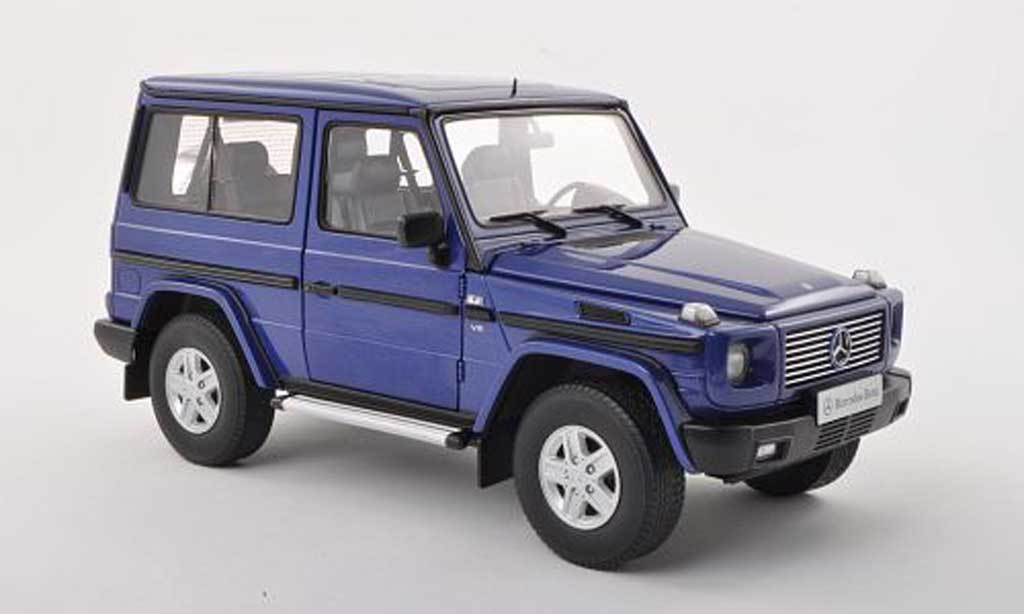 Mercedes Classe G 1/18 Autoart SWB black-blue 1998 diecast model cars