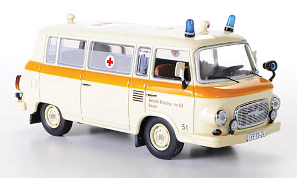 Barkas B1000 1/43 IST Models Krankentransport Deutsches redes Kreuz der DDR 1963 diecast model cars