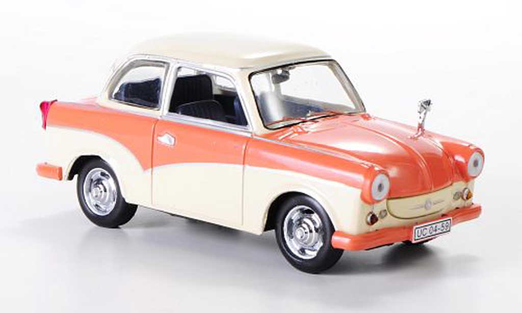Trabant P50 1/43 IST Models beige/pink 1958 diecast model cars