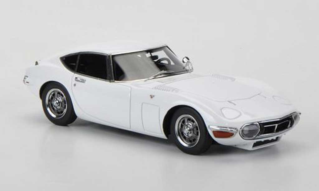 Toyota 2000 GT 1/43 HPI (MF-12L) white diecast model cars
