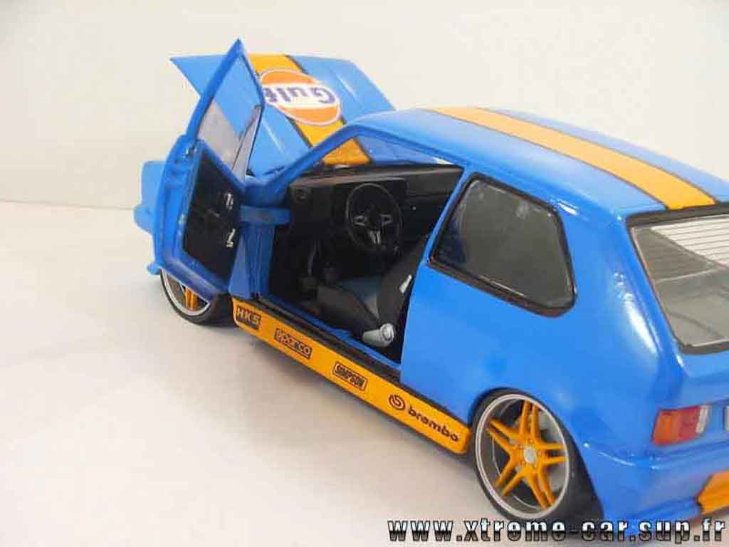 Volkswagen Golf GTI gulf blue 1/18 Solido