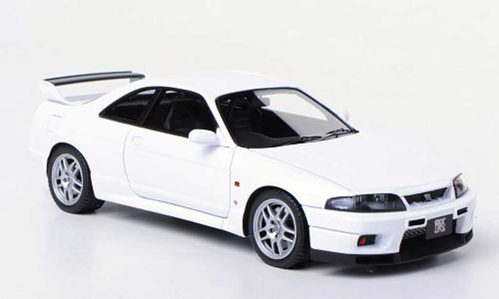 Nissan Skyline R33 1/43 HPI R33 GT-R V-Spec N1 (R33) white RHD diecast model cars