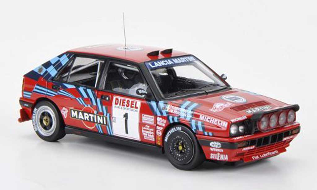 Lancia Delta HF Integrale 1/43 HPI HF Integrale 16V No.1 Martini M.Biasion / T.Siviero Nachtfahrversion Rally Sanremo 1989 diecast model cars