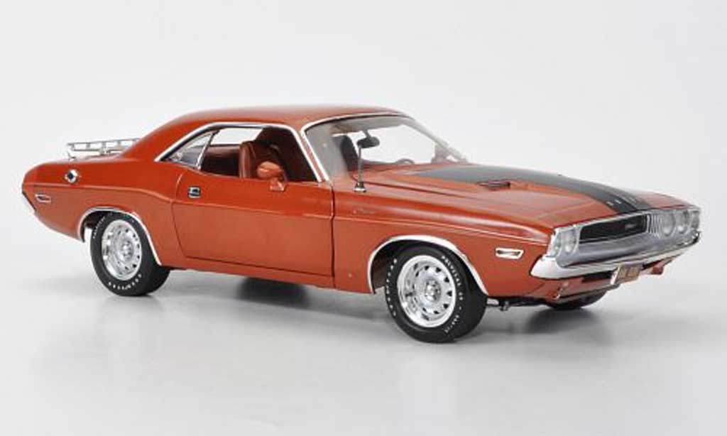 Dodge Challenger 1970 1/18 Highway 61 1970 brown/matt black diecast model cars