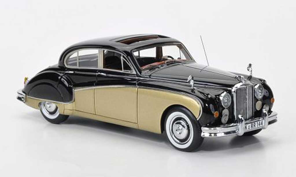 Jaguar MK 8 1/43 Neo 8 black/gold LHD diecast model cars