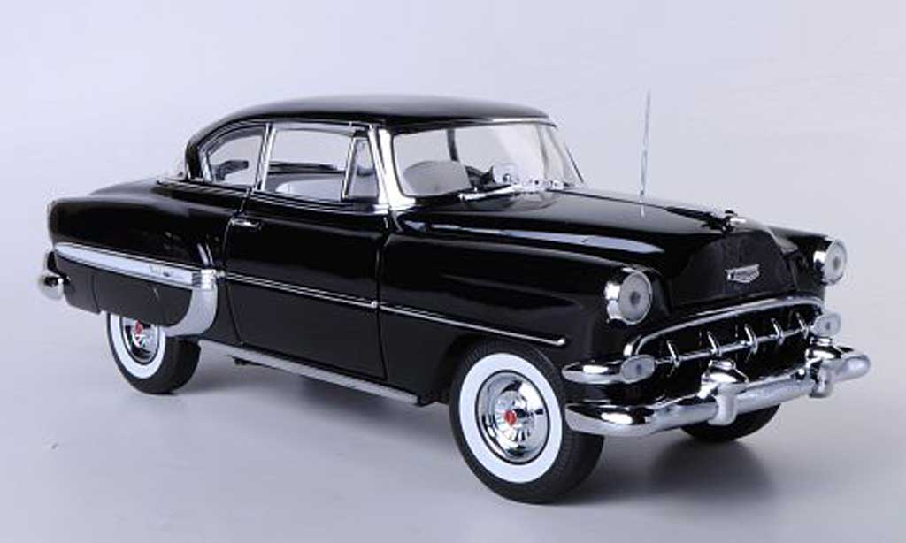 Chevrolet Bel Air 1954 1/18 Sun Star 1954 Hardtop Coupe black diecast model cars