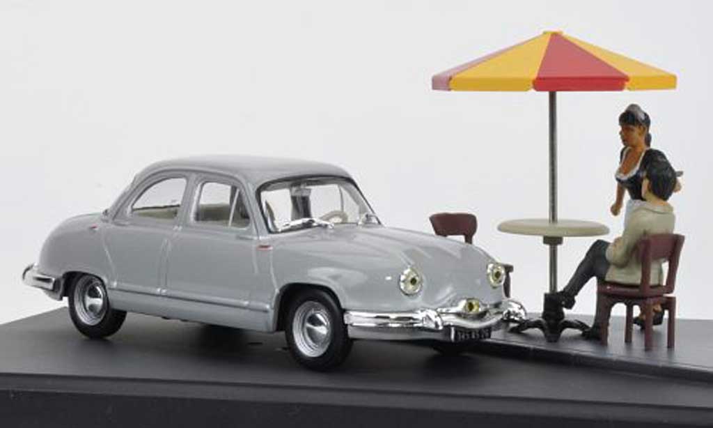 Panhard Dyna Z 1954 1/43 Hachette Z 1954 grey Mini Diorama avec Figuren diecast model cars