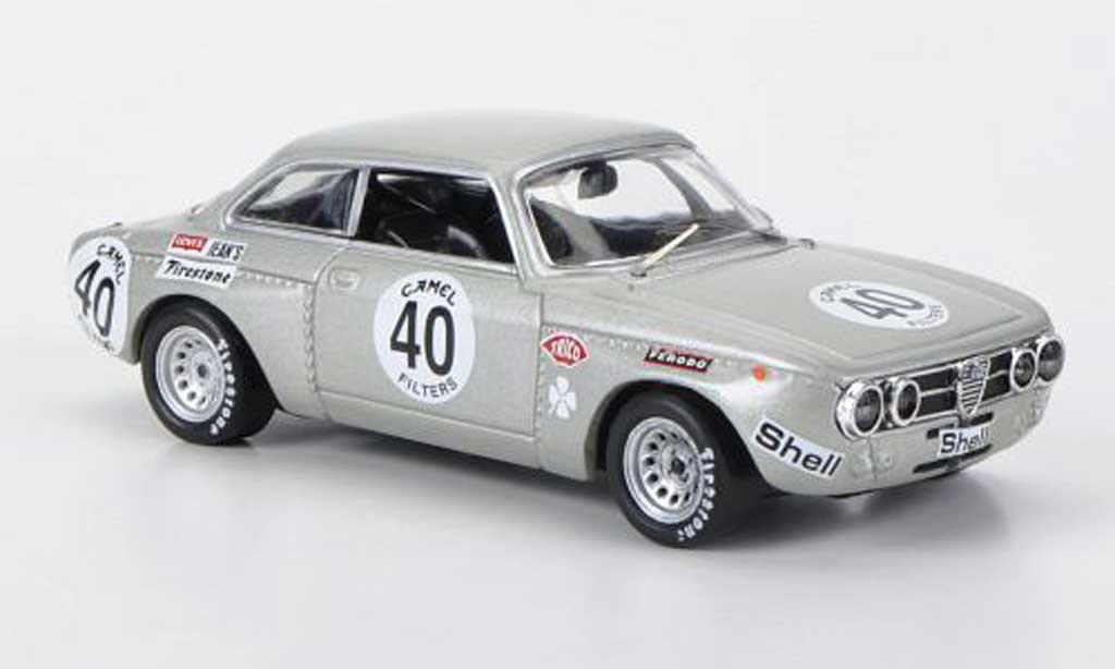Alfa Romeo 1750 1/43 M4 No.40 Vaccarella / Berger Spa 1971 diecast model cars