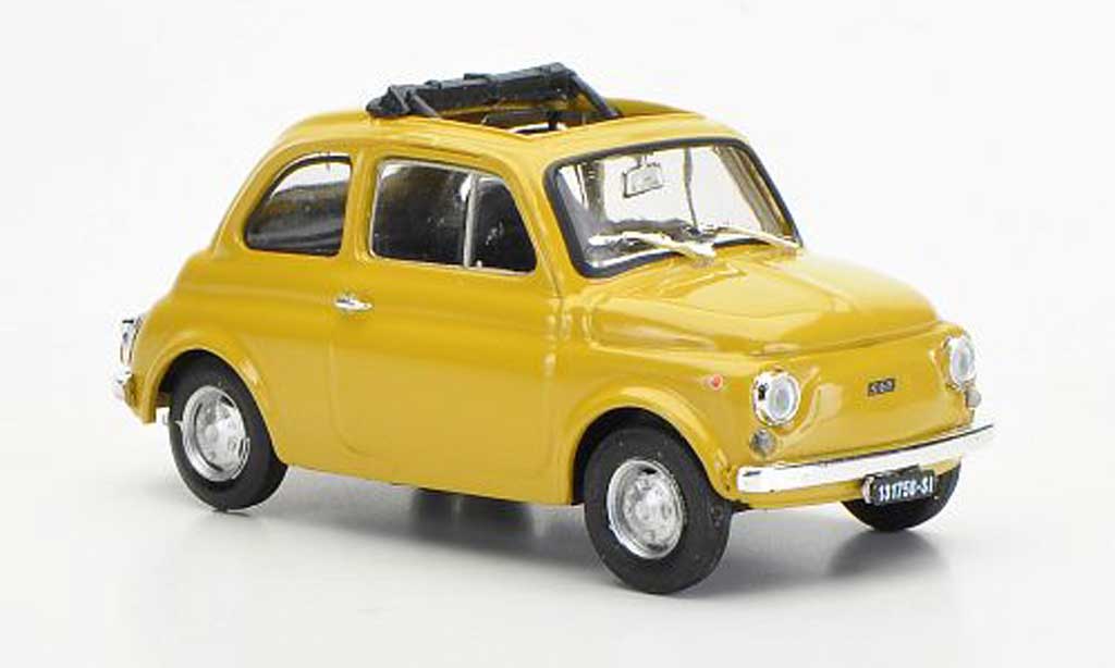 Fiat 500 R 1/43 Brumm R beige ge?ffnetes Faltdach 1972 diecast model cars