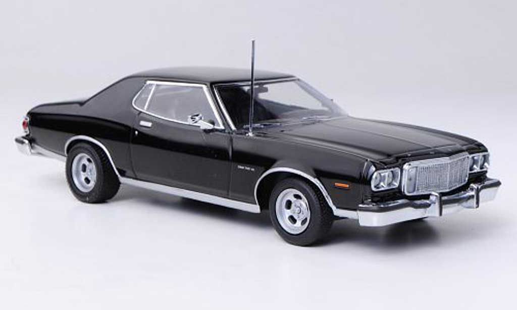 Ford Gran Torino 1/43 Minichamps black 1976 diecast model cars