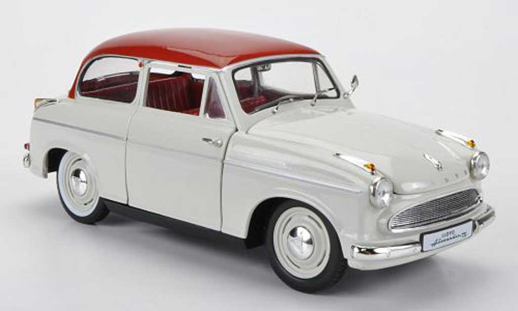 Lloyd Alexander 1/18 Revell TS white/red Sondermodell MCW limitierte Auflage 1000 Stuck diecast model cars