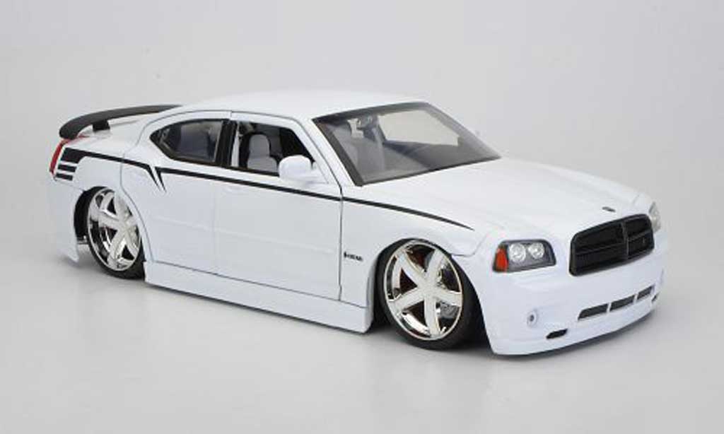 Dodge Charger 2006 1/18 Jada Toys 2006 SRT8 white 2006 diecast model cars