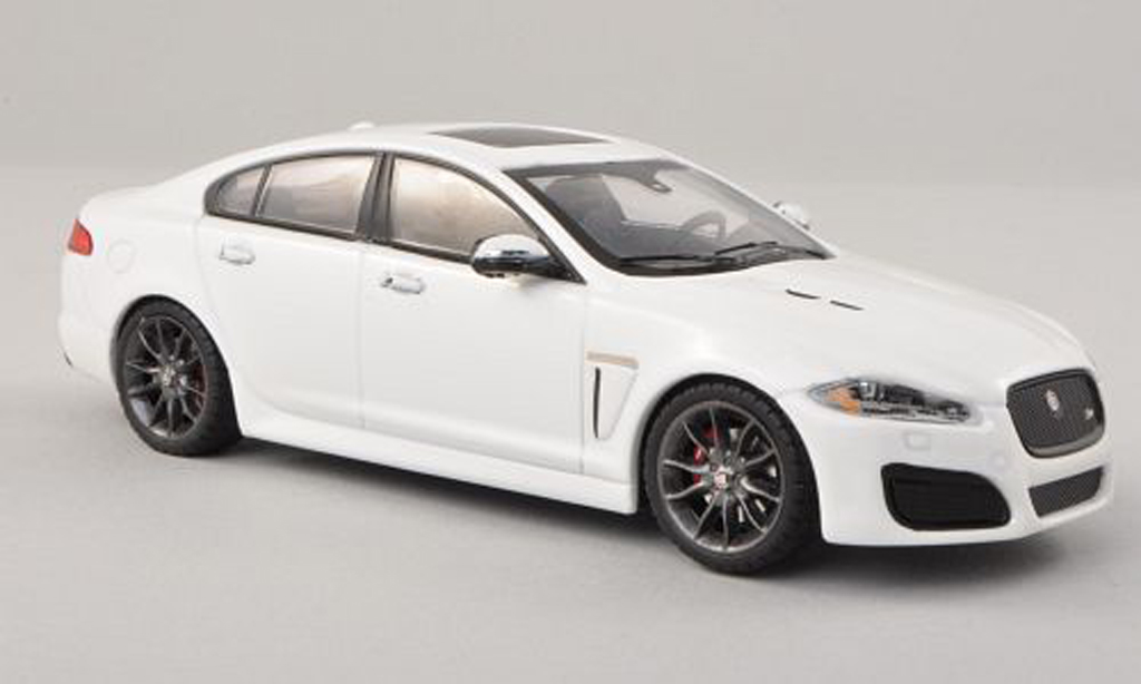 Jaguar XF R 1/43 IXO R white LHD 2010 diecast model cars