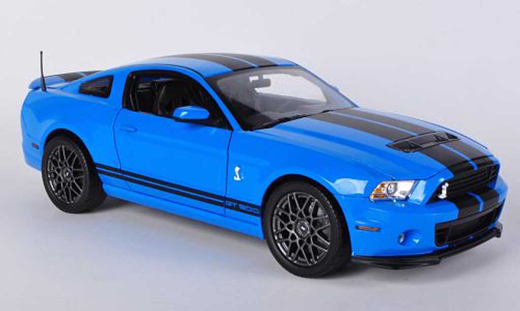 Shelby GT 500 1/18 Shelby Collectibles blue/mattblack 2013 diecast model cars
