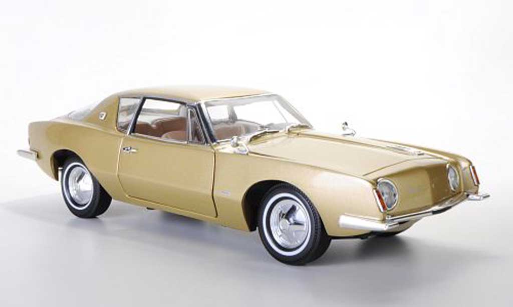 Studebaker Avanti 1/18 Signature beige 1963 diecast model cars