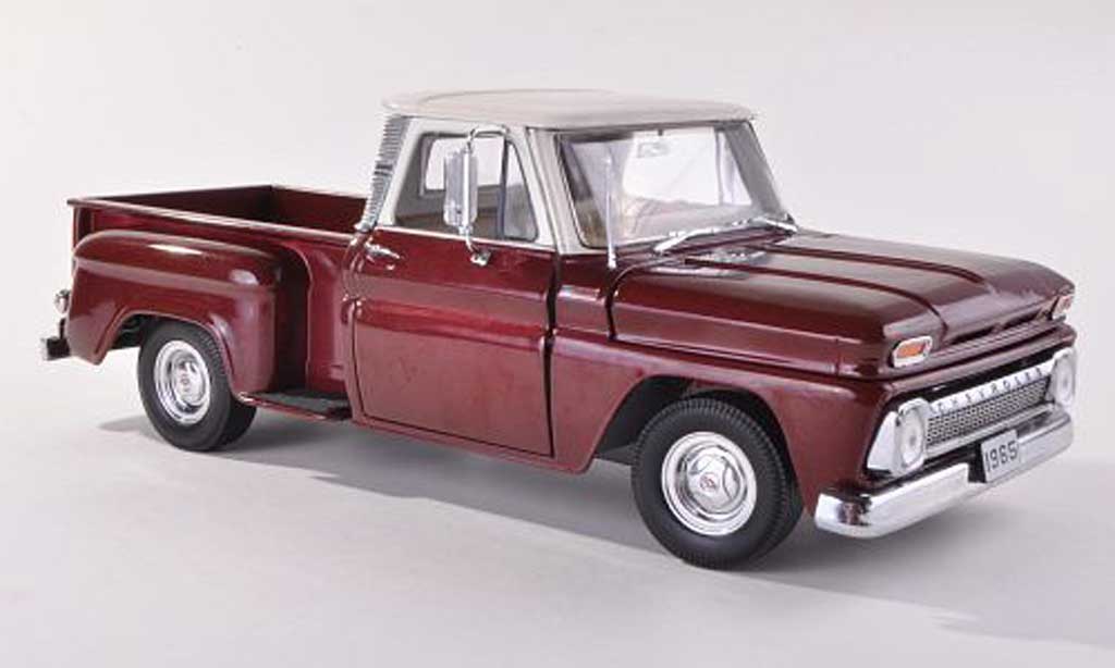 Chevrolet C-10 1/43 Sun Star Pick Up Stepside black-red/beige diecast model cars