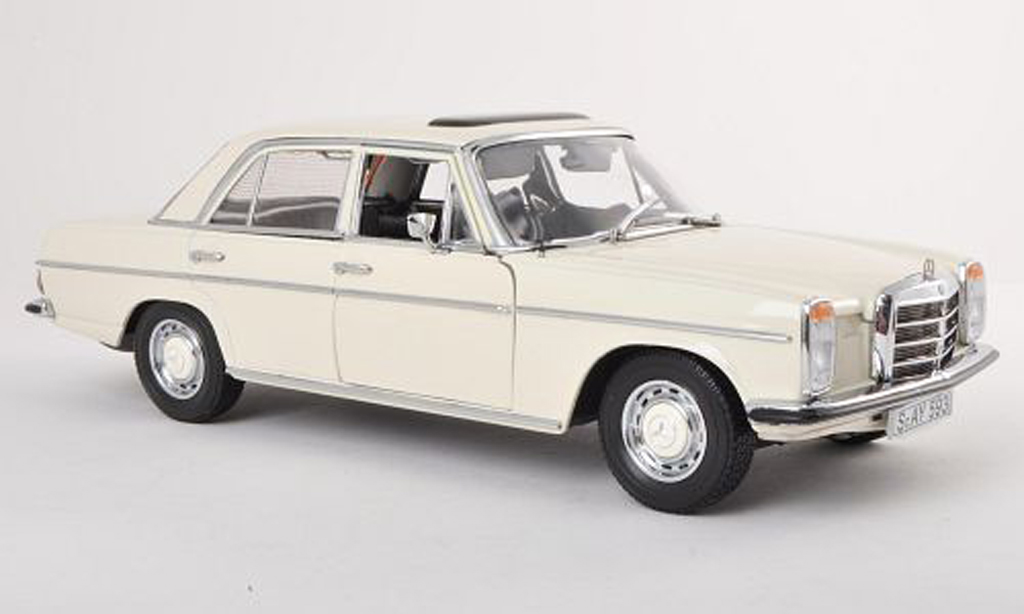 Mercedes 220 1/18 Sun Star (W115) white Strich 8 1968 diecast model cars
