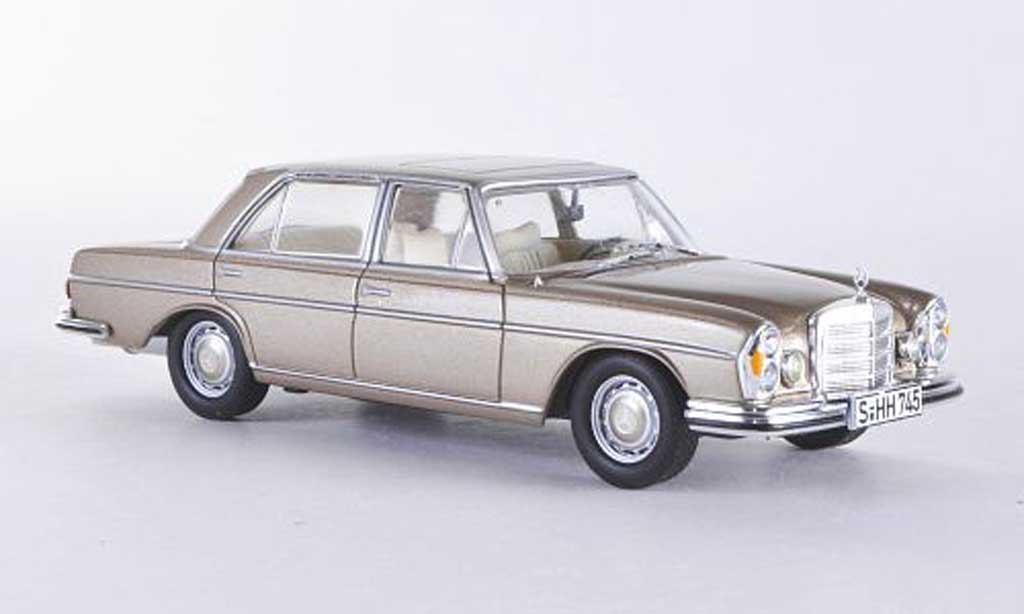 Mercedes 300 SEL 1/43 WhiteBox SEL 6.3 (W109) beige 1968 diecast model cars