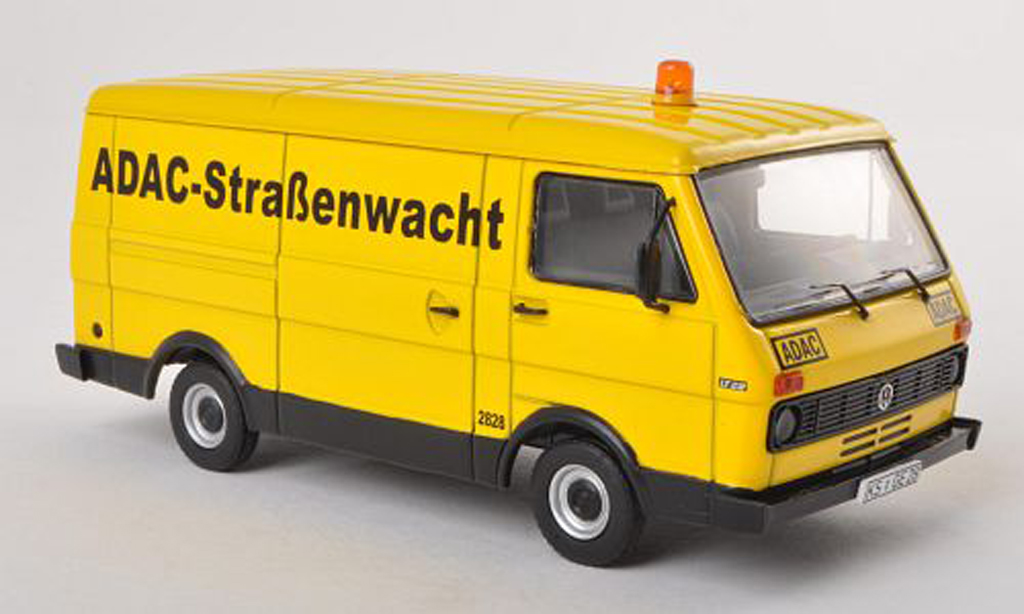 Volkswagen LT28 1/43 Premium ClassiXXs combi ADAC diecast model cars