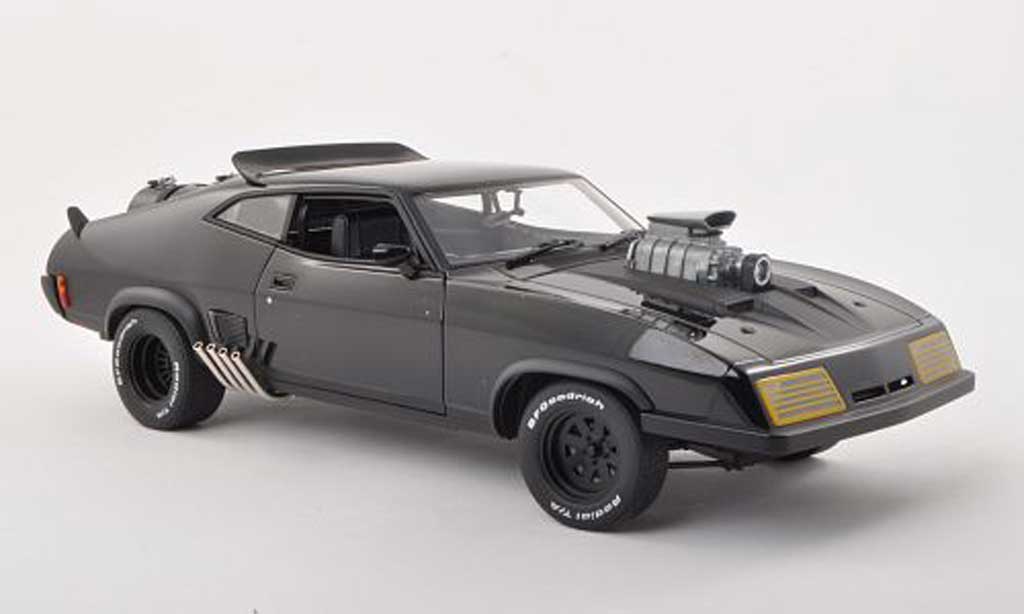 Ford Falcon 1/18 Autoart XB GT Mad Max 2 The Road Warrior Interceptor 1973 diecast model cars