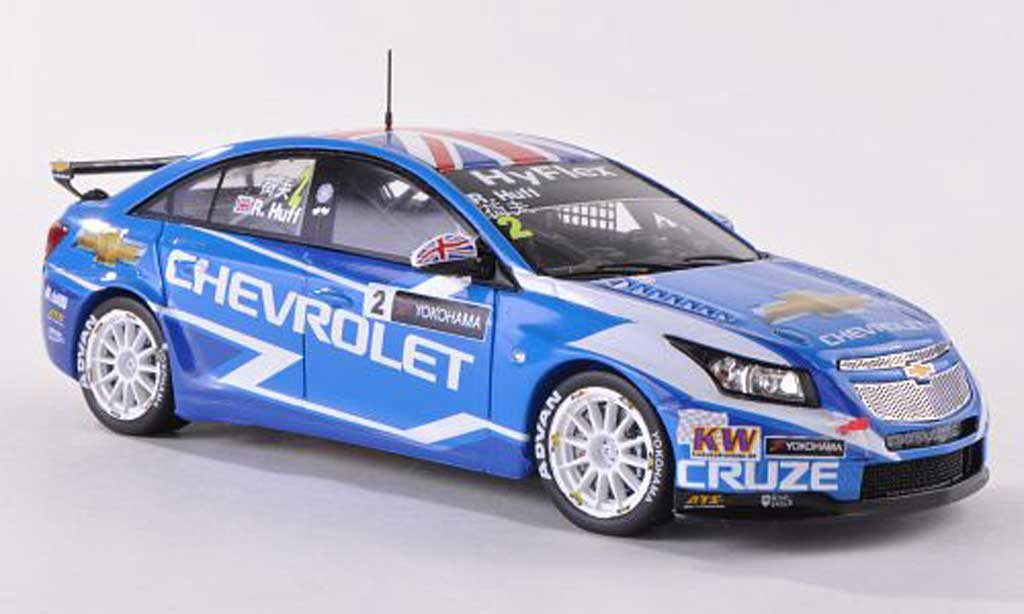 Chevrolet Cruze 2012 1/43 Spark 2012 1.6T No.1 R.Huff WTCC Macau diecast model cars