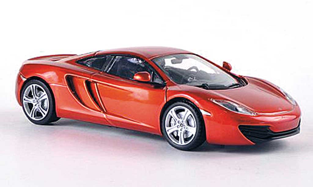 McLaren MP4-12C 1/43 Minichamps orange mit Figur 2011 diecast model cars