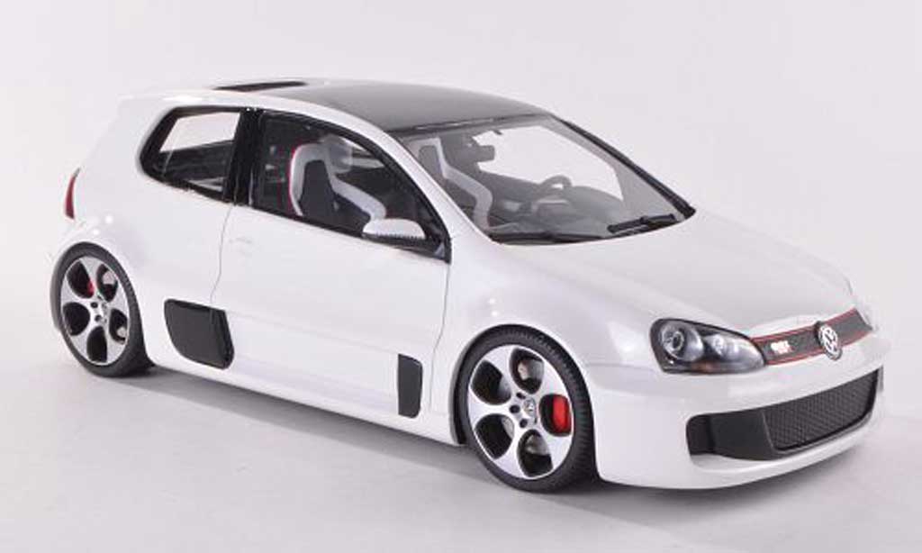 Volkswagen Golf V GTI 1/18 Ottomobile V GTI W12 650 white/carbon diecast model cars