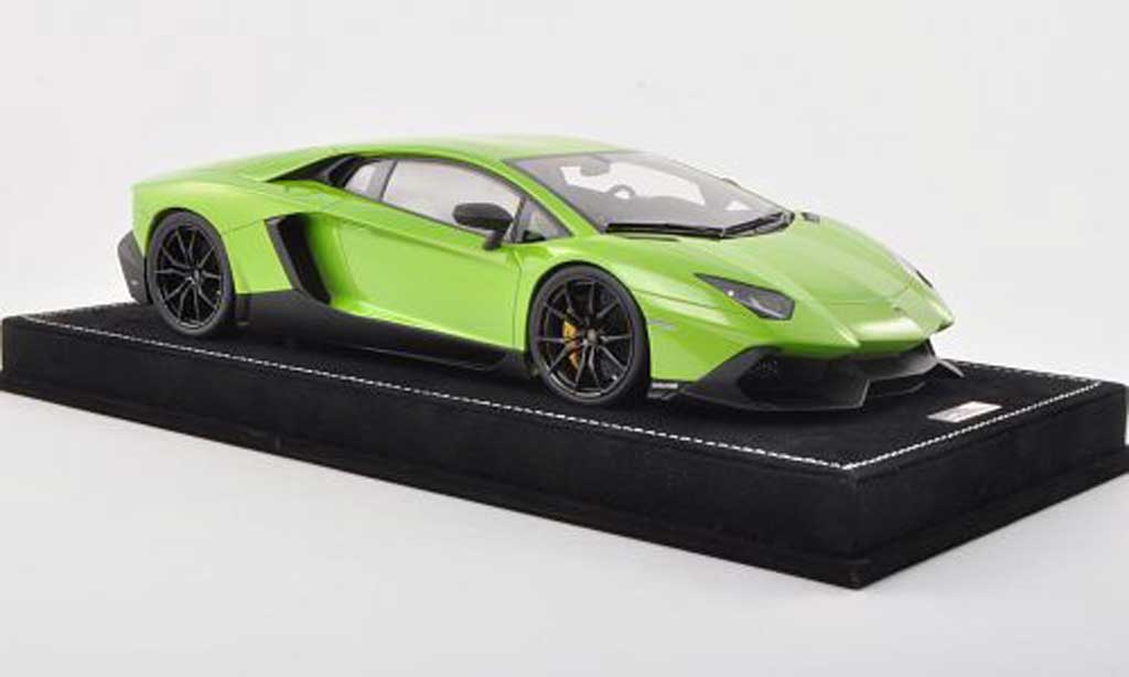Lamborghini Aventador LP720-4 1/18 MR Collection LP720-4 50eme Anniversaire grun diecast model cars