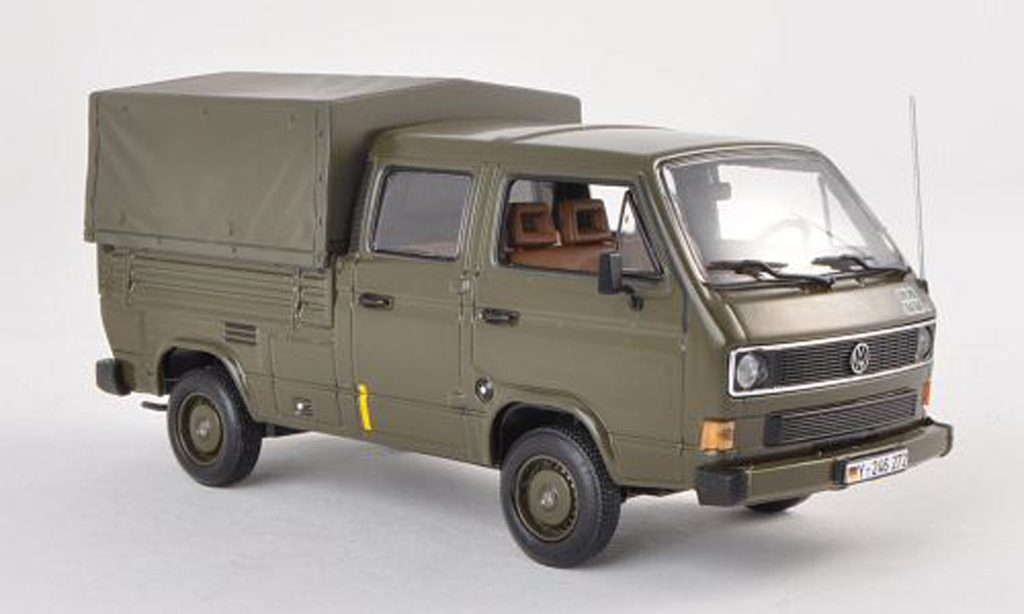 Volkswagen T3 1/43 Minichamps DoKa-Platform Bundeswehr 1983 diecast model cars