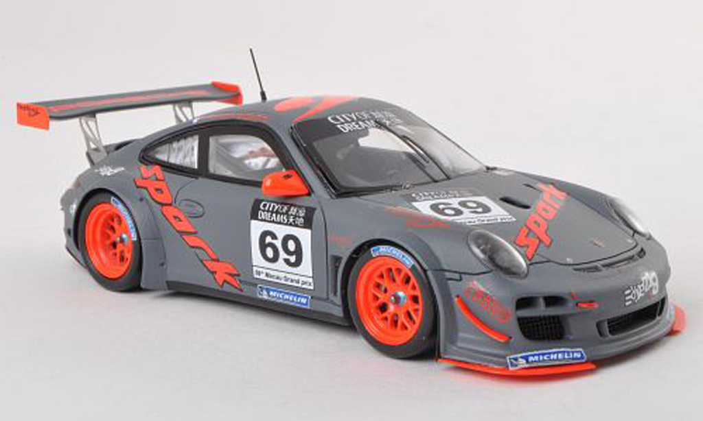 Porsche 997 GT3 1/43 Spark GT3 R 2012 No.69 GT Cup Macau R.Dumas diecast model cars