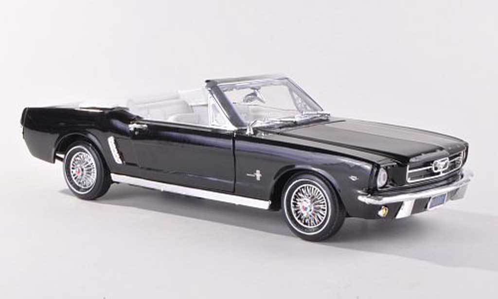 Ford Mustang 1964 1/18 Motormax 1964 Convertible black diecast model cars