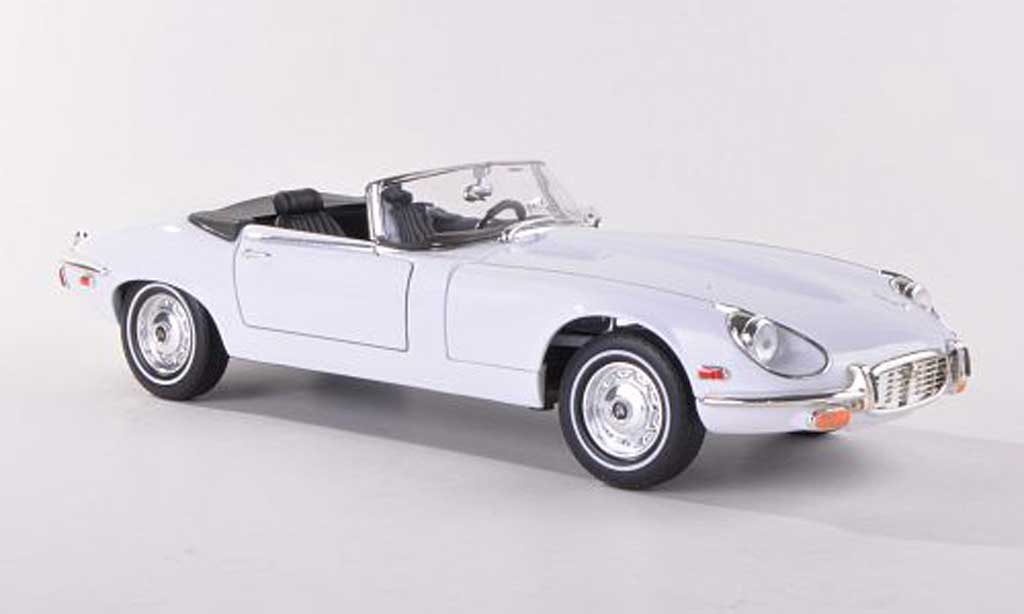 Jaguar E-Type 1971 1/18 Yat Ming 1971 white LHD diecast model cars
