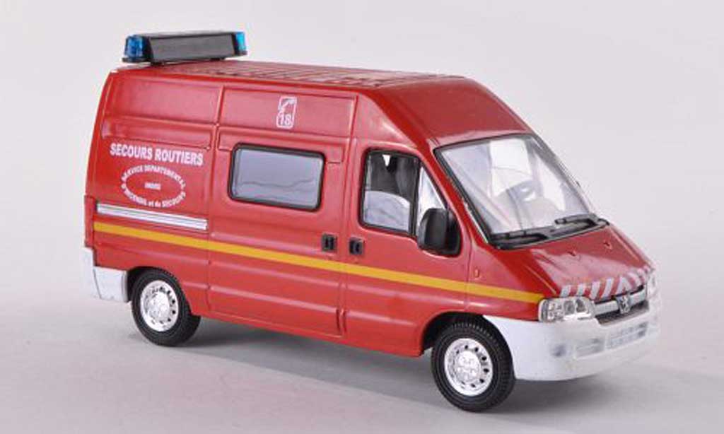 Peugeot Boxer 1/43 Solido Secours routier Indre pompiers (F) diecast model cars