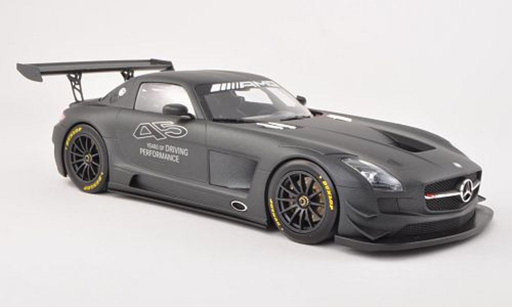 Mercedes SLS 1/18 Minichamps AMG GT3 45 Years of Driving Performance lumineuses-black 2013 diecast model cars