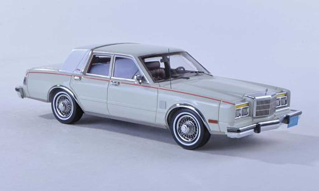 Chrysler Fifth Avenue 1/43 Matrix white diecast model cars